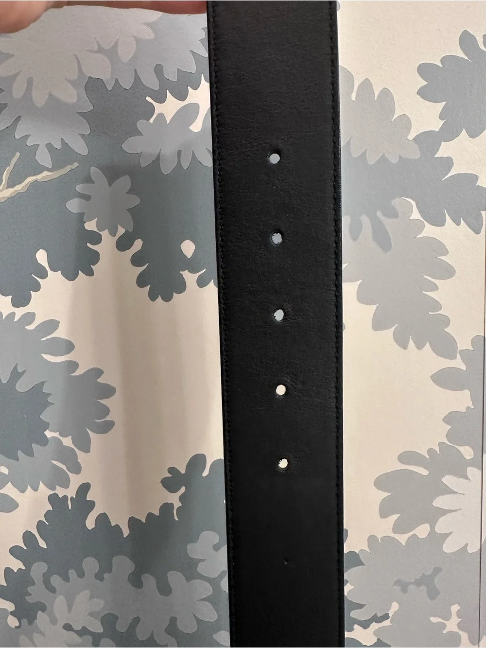 Gucci Black Leather Logo-Stamped Belt